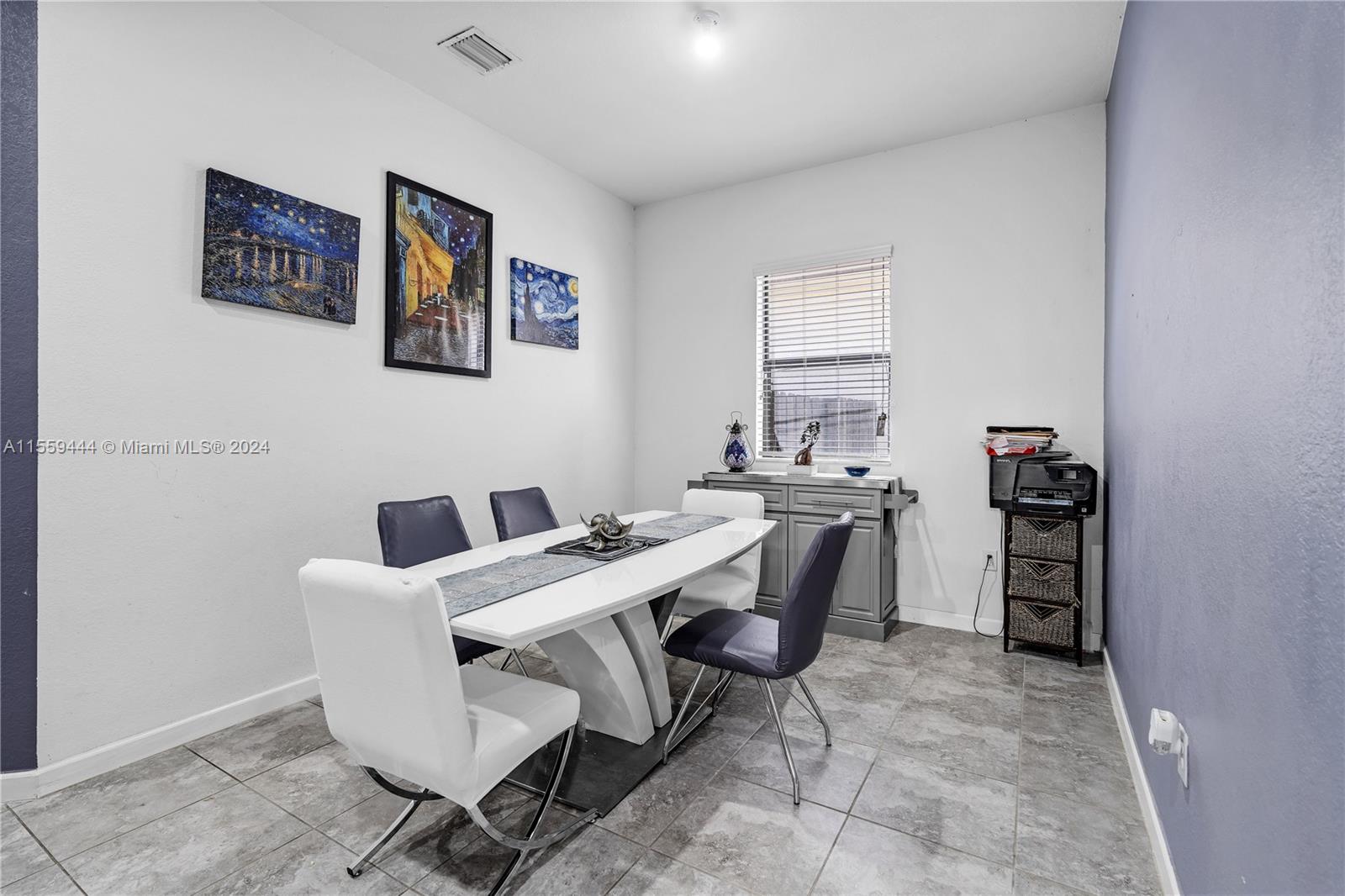 533 SE 34th Ter, Homestead, Florida 33033, 4 Bedrooms Bedrooms, ,2 BathroomsBathrooms,Residential,For Sale,533 SE 34th Ter,A11559444