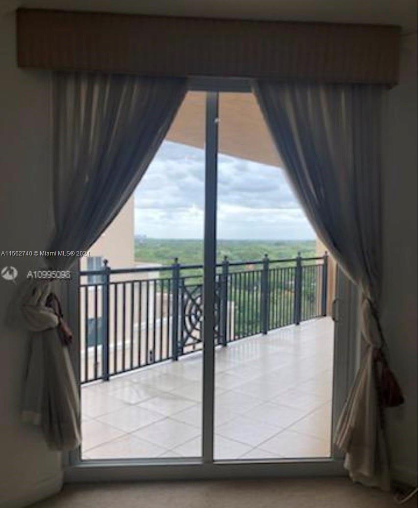 357 Almeria Ave 1104, Coral Gables, Florida 33134, 2 Bedrooms Bedrooms, ,2 BathroomsBathrooms,Residentiallease,For Rent,357 Almeria Ave 1104,A11562740