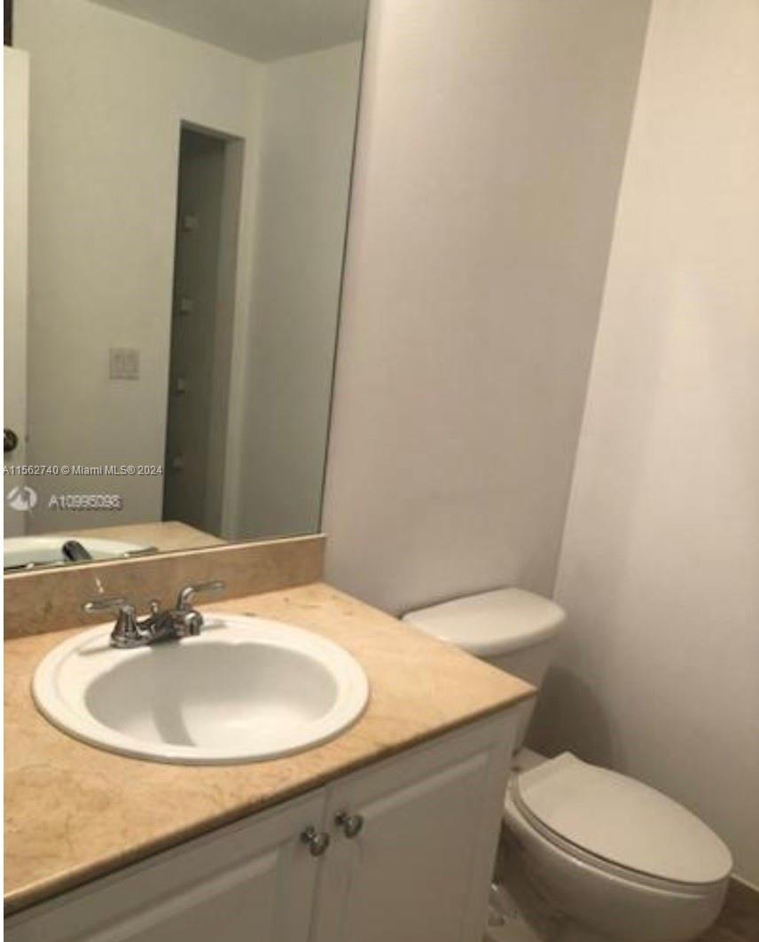 357 Almeria Ave 1104, Coral Gables, Florida 33134, 2 Bedrooms Bedrooms, ,2 BathroomsBathrooms,Residentiallease,For Rent,357 Almeria Ave 1104,A11562740