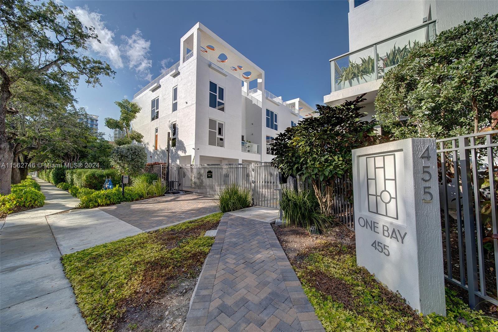 455 NE 39 308, Miami, Florida 33137, 1 Bedroom Bedrooms, ,1 BathroomBathrooms,Residential,For Sale,455 NE 39 308,A11562746