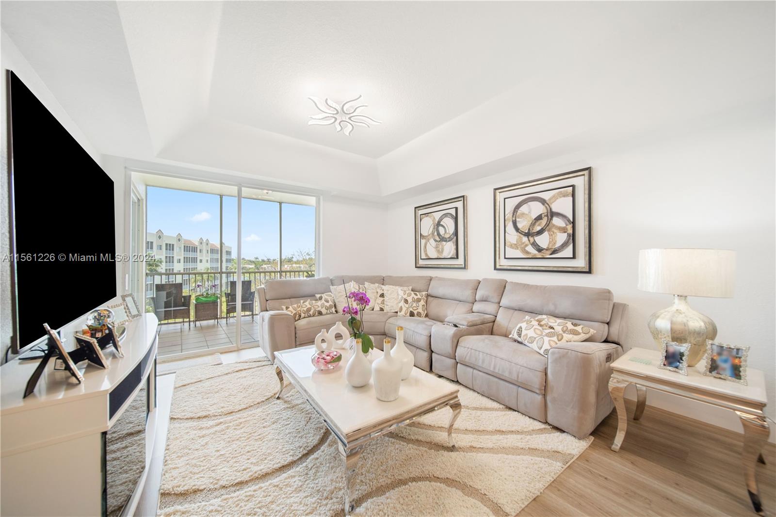 10710 NW 66th St 410, Doral, Florida 33178, 3 Bedrooms Bedrooms, ,2 BathroomsBathrooms,Residential,For Sale,10710 NW 66th St 410,A11561226