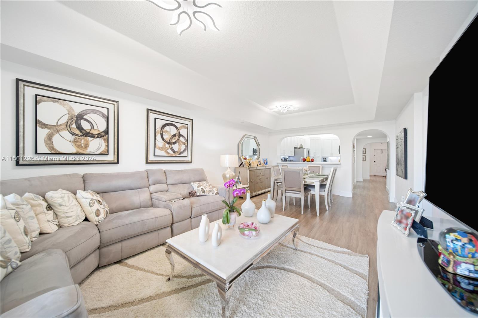 10710 NW 66th St 410, Doral, Florida 33178, 3 Bedrooms Bedrooms, ,2 BathroomsBathrooms,Residential,For Sale,10710 NW 66th St 410,A11561226