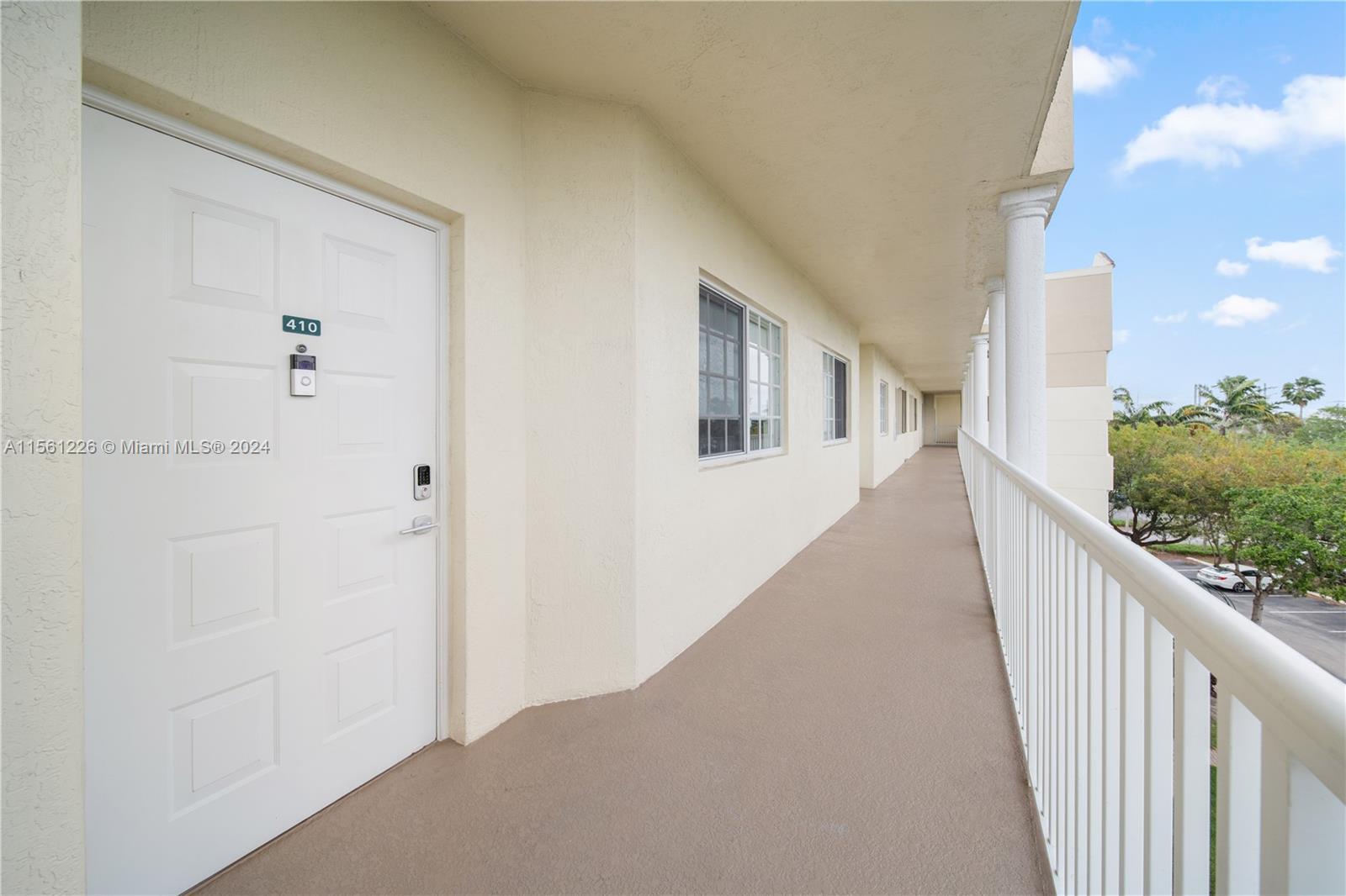 10710 NW 66th St 410, Doral, Florida 33178, 3 Bedrooms Bedrooms, ,2 BathroomsBathrooms,Residential,For Sale,10710 NW 66th St 410,A11561226