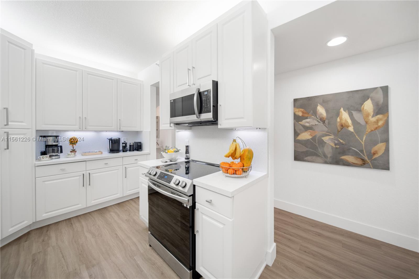 10710 NW 66th St 410, Doral, Florida 33178, 3 Bedrooms Bedrooms, ,2 BathroomsBathrooms,Residential,For Sale,10710 NW 66th St 410,A11561226