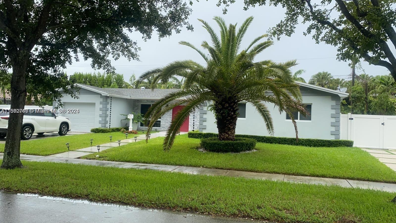 8721 SW 80th St  For Sale A11562747, FL