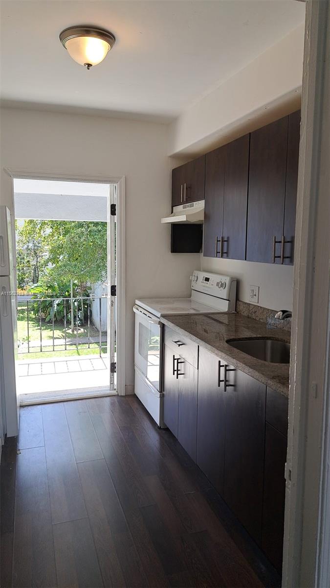 428 NE 82nd St 4E, Miami, Florida 33138, 2 Bedrooms Bedrooms, ,1 BathroomBathrooms,Residentiallease,For Rent,428 NE 82nd St 4E,A11562763