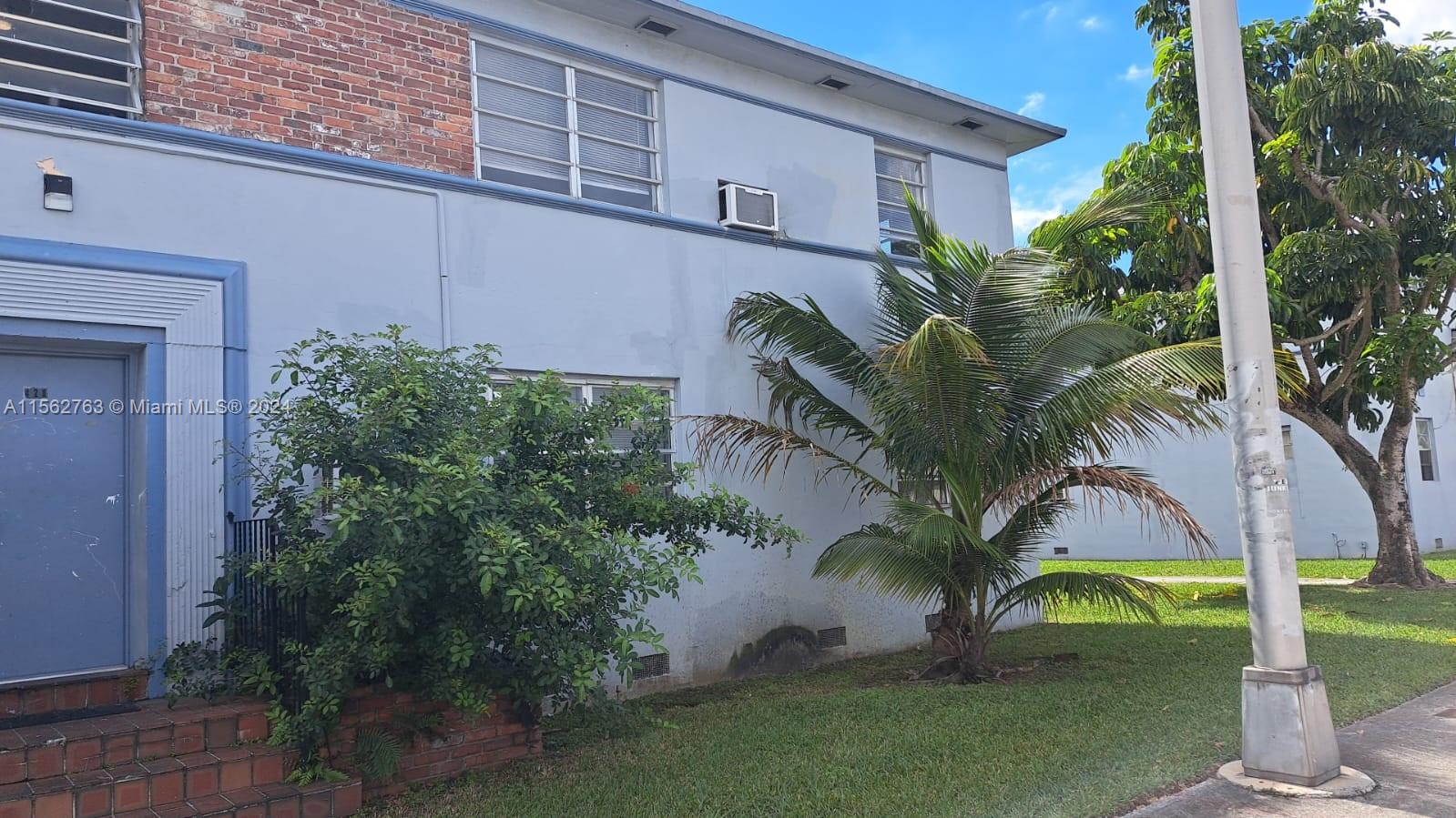 428 NE 82nd St 4E, Miami, Florida 33138, 2 Bedrooms Bedrooms, ,1 BathroomBathrooms,Residentiallease,For Rent,428 NE 82nd St 4E,A11562763