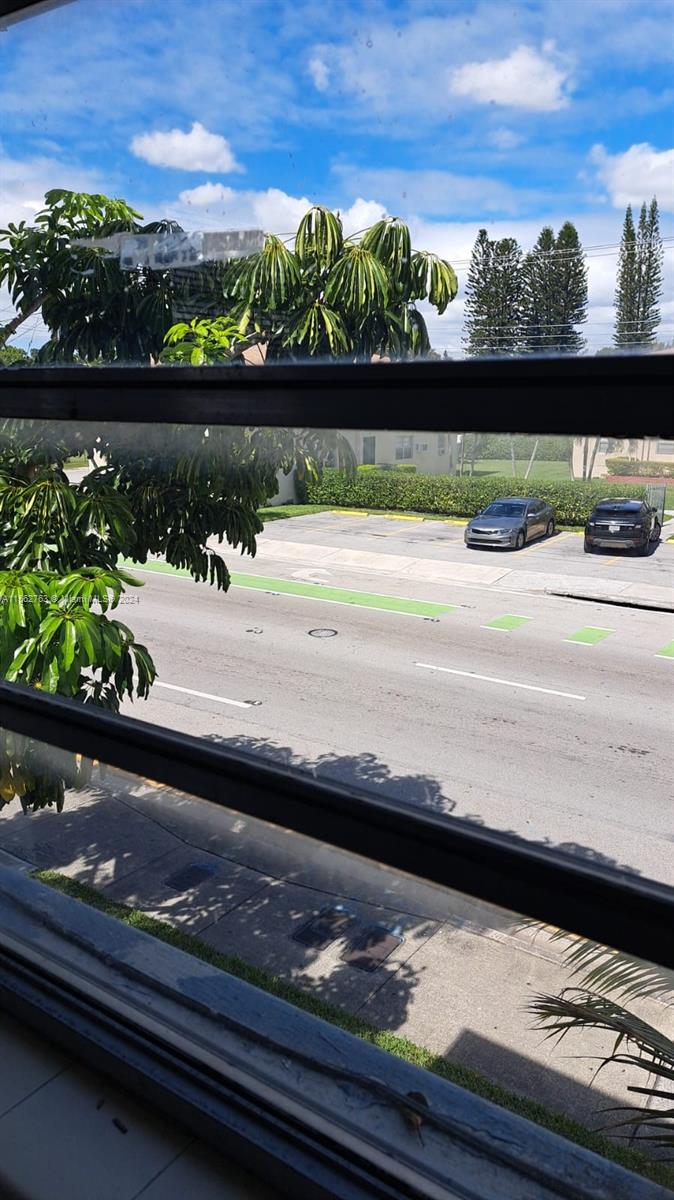 428 NE 82nd St 4E, Miami, Florida 33138, 2 Bedrooms Bedrooms, ,1 BathroomBathrooms,Residentiallease,For Rent,428 NE 82nd St 4E,A11562763