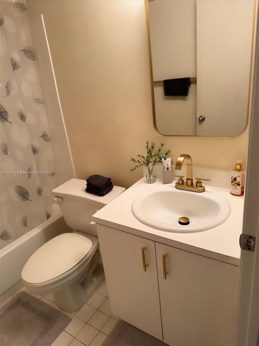 1255 Pennsylvania Ave 105, Miami Beach, Florida 33139, 1 Bedroom Bedrooms, ,1 BathroomBathrooms,Residentiallease,For Rent,1255 Pennsylvania Ave 105,A11562768