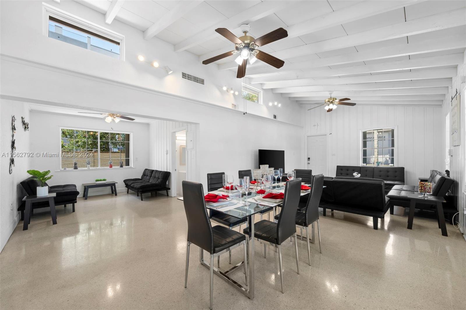 19 NE 3rd St, Dania Beach, Florida 33004, 3 Bedrooms Bedrooms, ,2 BathroomsBathrooms,Residential,For Sale,19 NE 3rd St,A11562792