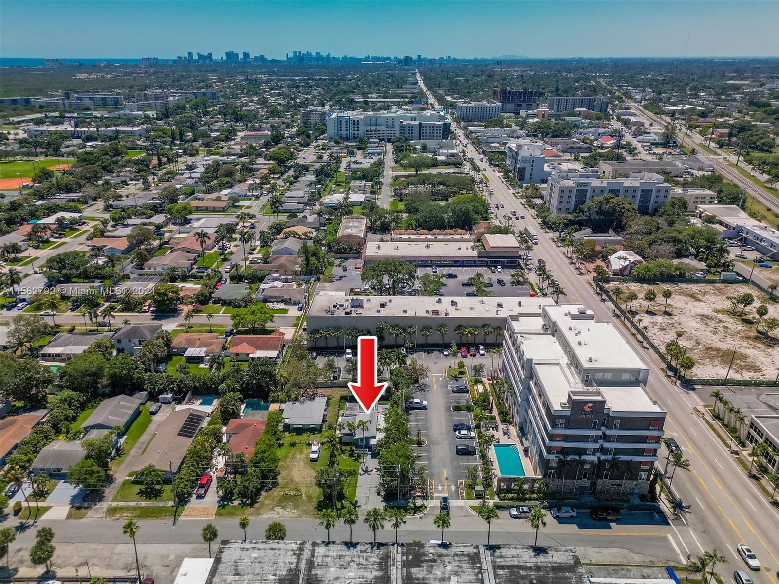 19 NE 3rd St, Dania Beach, Florida 33004, 3 Bedrooms Bedrooms, ,2 BathroomsBathrooms,Residential,For Sale,19 NE 3rd St,A11562792