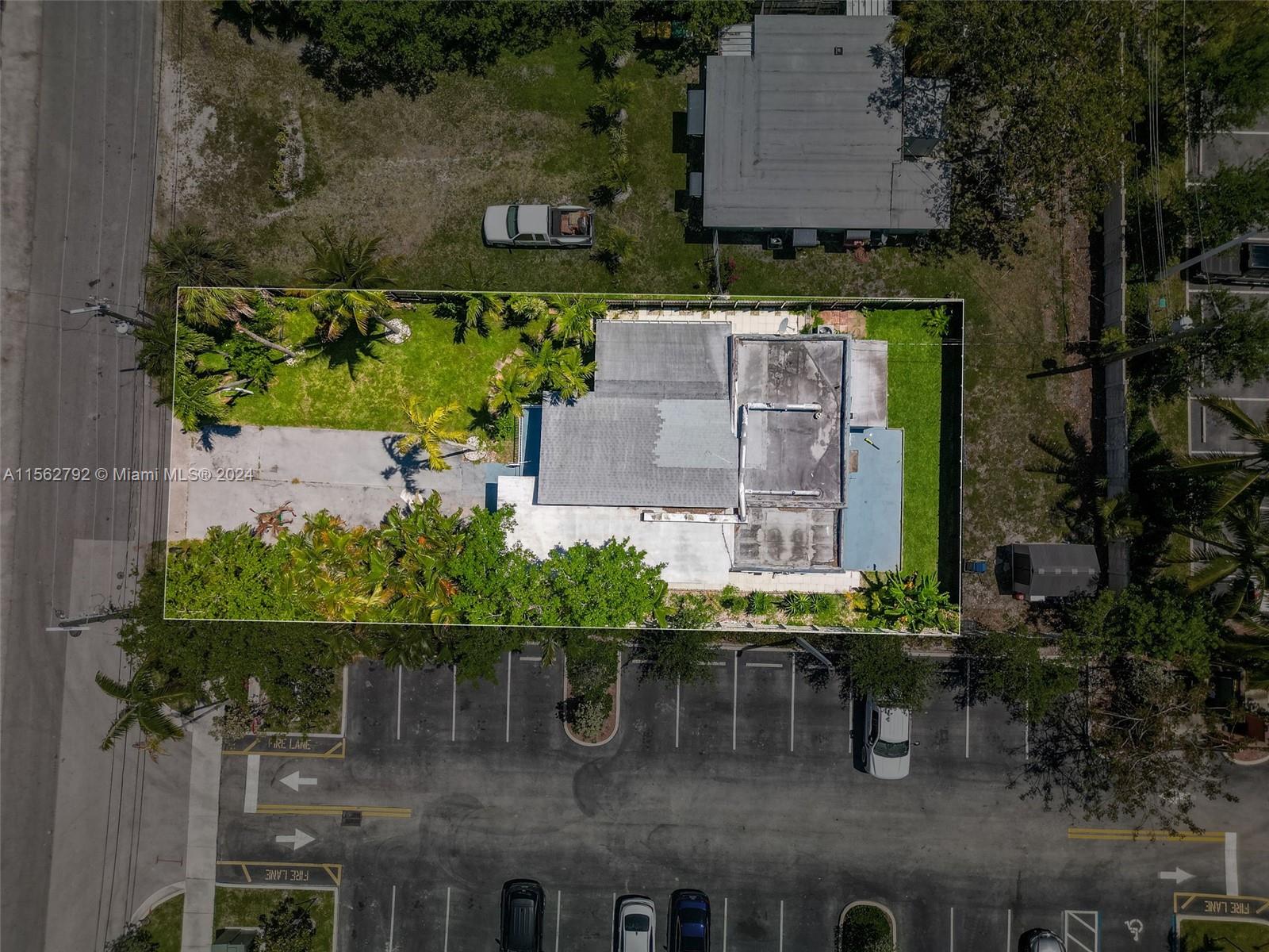 19 NE 3rd St, Dania Beach, Florida 33004, 3 Bedrooms Bedrooms, ,2 BathroomsBathrooms,Residential,For Sale,19 NE 3rd St,A11562792