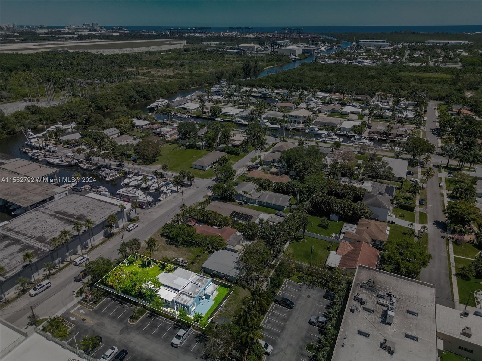 19 NE 3rd St, Dania Beach, Florida 33004, 3 Bedrooms Bedrooms, ,2 BathroomsBathrooms,Residential,For Sale,19 NE 3rd St,A11562792