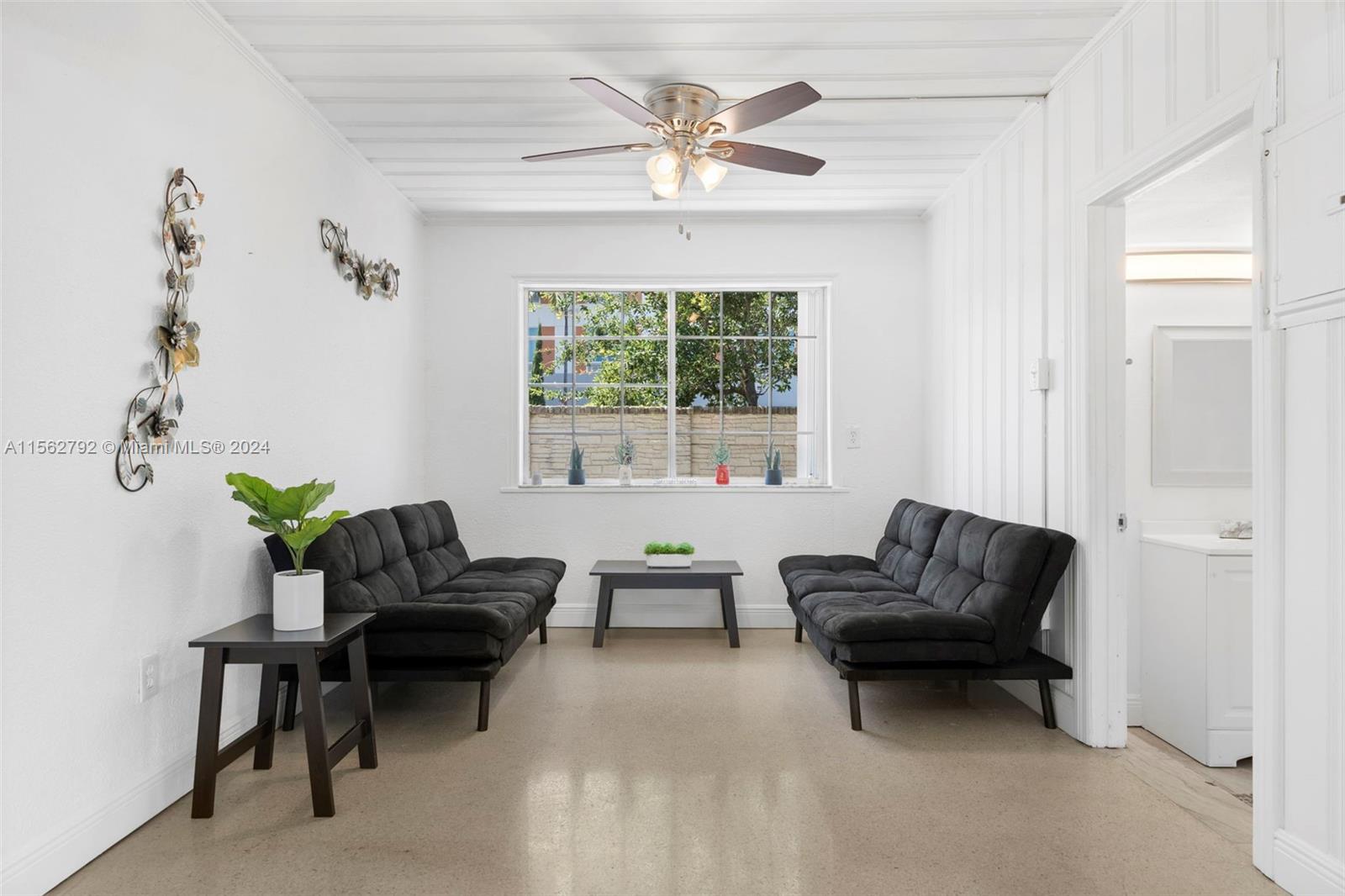 19 NE 3rd St, Dania Beach, Florida 33004, 3 Bedrooms Bedrooms, ,2 BathroomsBathrooms,Residential,For Sale,19 NE 3rd St,A11562792