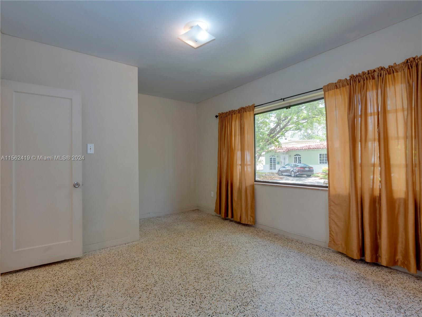 816 Lorca St, Coral Gables, Florida 33134, 2 Bedrooms Bedrooms, ,2 BathroomsBathrooms,Residentiallease,For Rent,816 Lorca St,A11562419
