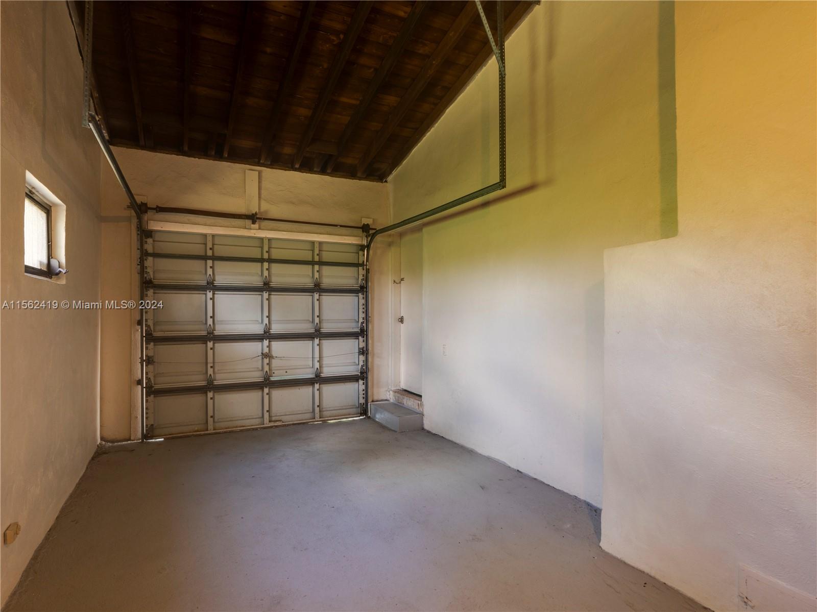 816 Lorca St, Coral Gables, Florida 33134, 2 Bedrooms Bedrooms, ,2 BathroomsBathrooms,Residentiallease,For Rent,816 Lorca St,A11562419