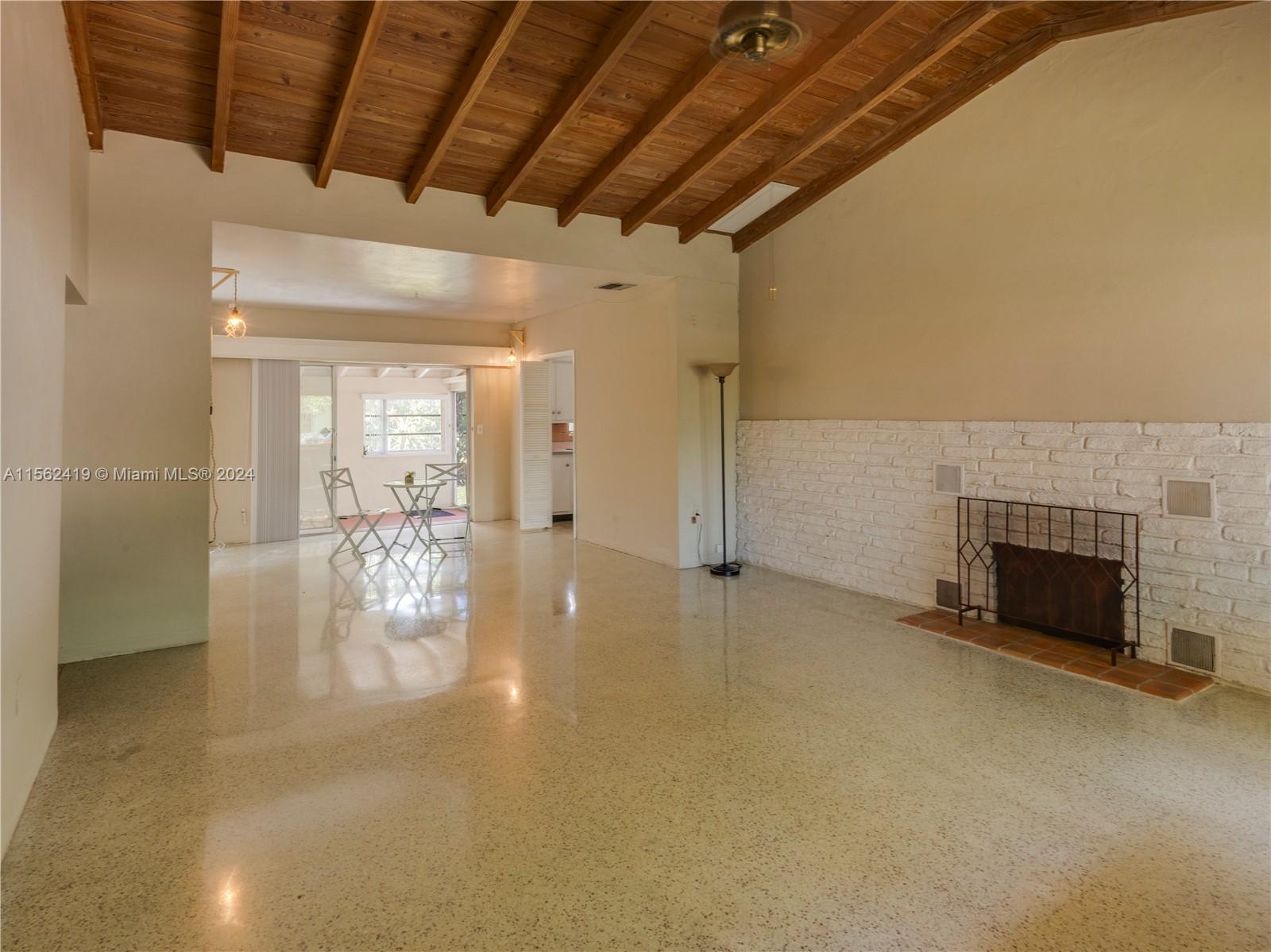 816 Lorca St, Coral Gables, Florida 33134, 2 Bedrooms Bedrooms, ,2 BathroomsBathrooms,Residentiallease,For Rent,816 Lorca St,A11562419