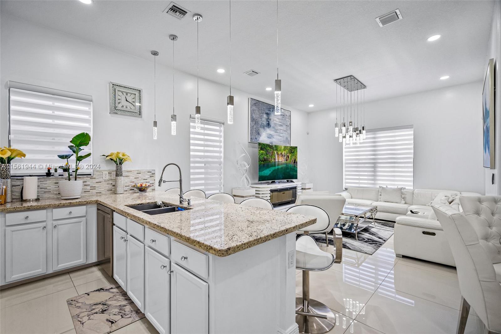 8537 NW 39th Ct, Cooper City, Florida 33024, 4 Bedrooms Bedrooms, ,3 BathroomsBathrooms,Residential,For Sale,8537 NW 39th Ct,A11561944