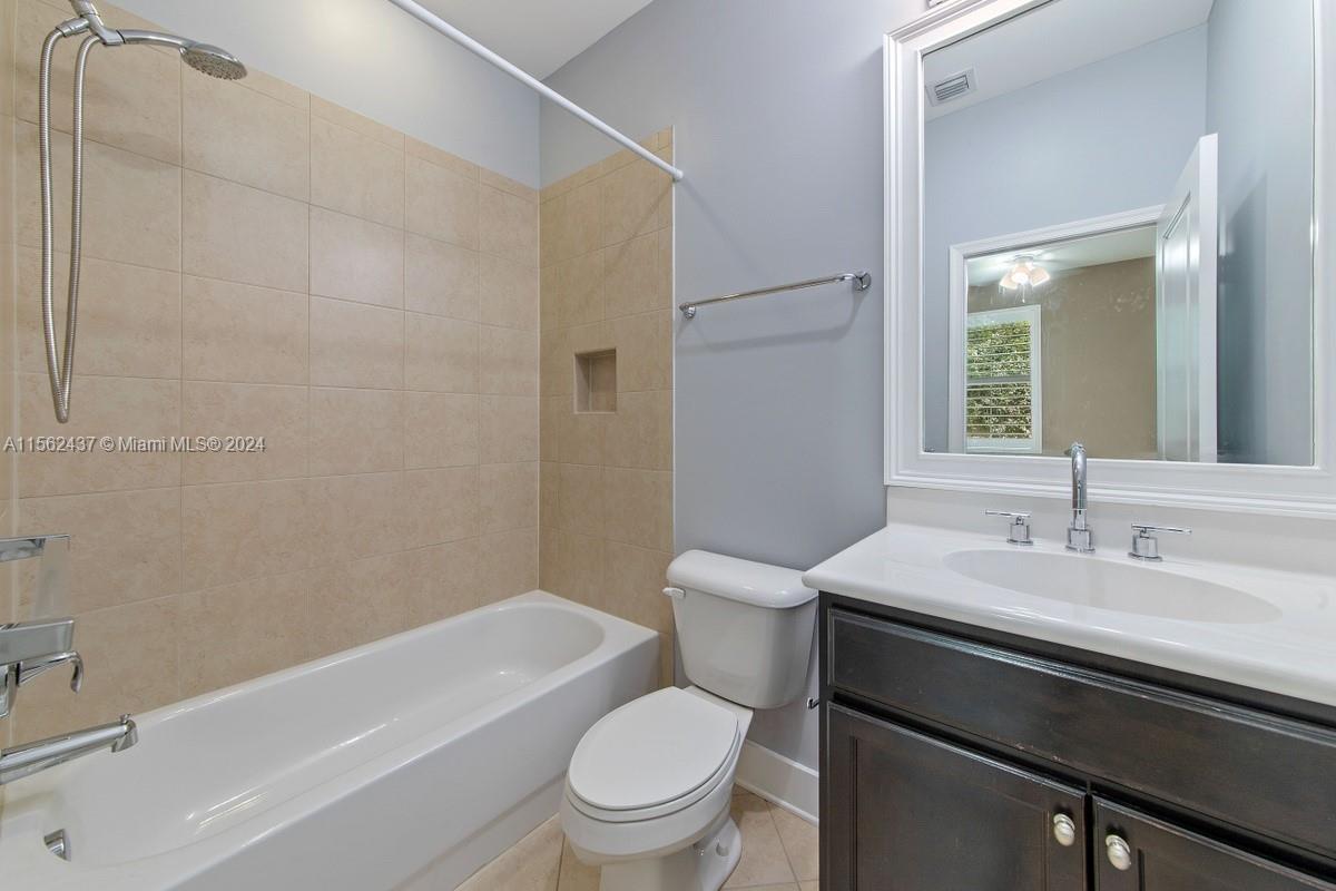 8158 Cascada Isles Dr, Cooper City, Florida 33024, 3 Bedrooms Bedrooms, ,3 BathroomsBathrooms,Residential,For Sale,8158 Cascada Isles Dr,A11562437