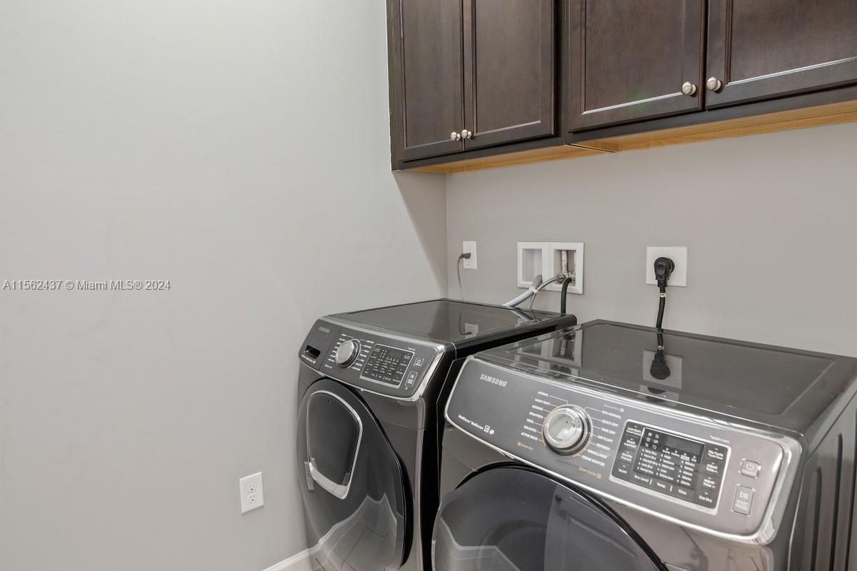 8158 Cascada Isles Dr, Cooper City, Florida 33024, 3 Bedrooms Bedrooms, ,3 BathroomsBathrooms,Residential,For Sale,8158 Cascada Isles Dr,A11562437