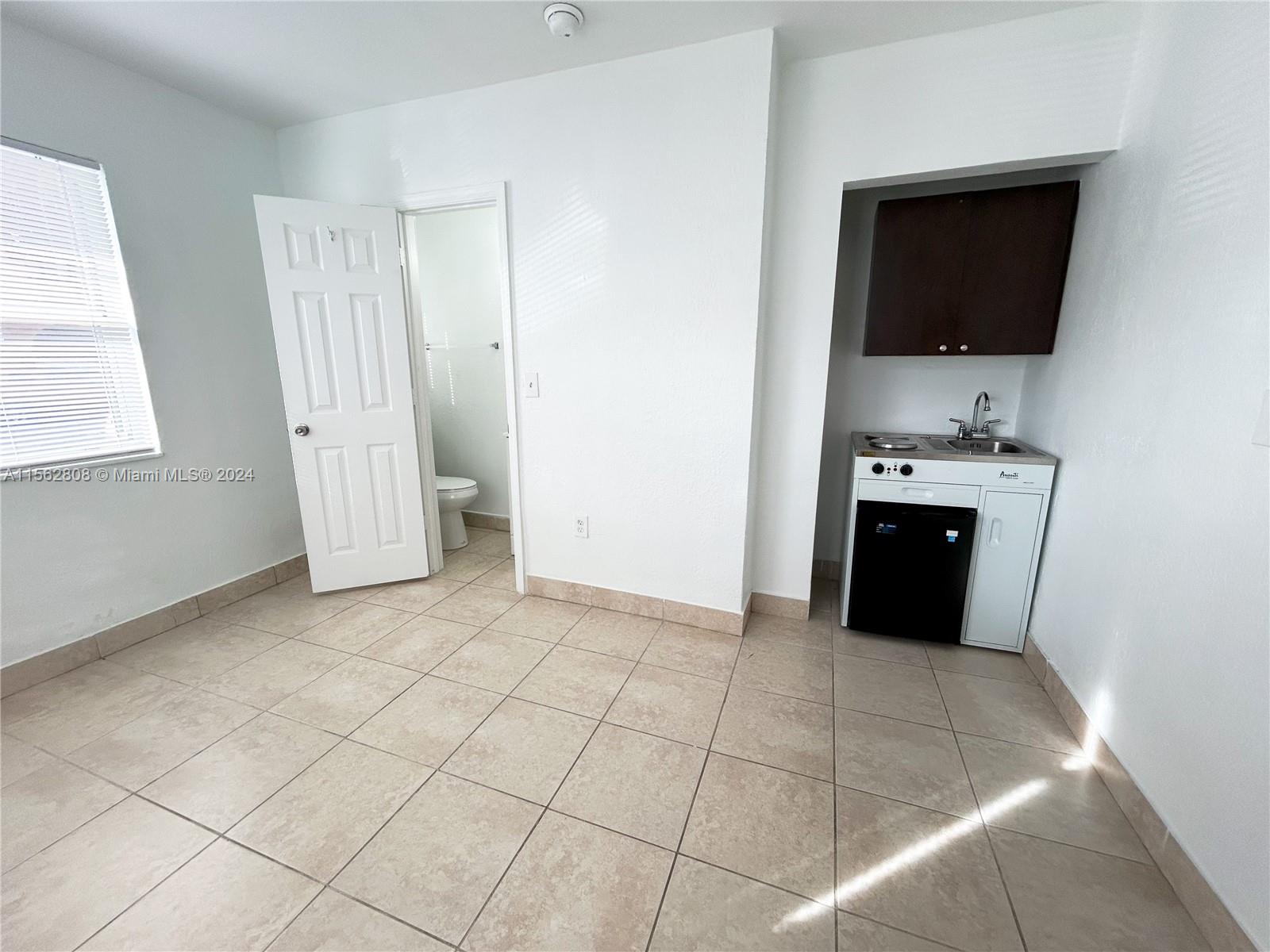 1255 SW 6th St 1, Miami, Florida 33135, ,1 BathroomBathrooms,Residentiallease,For Rent,1255 SW 6th St 1,A11562808