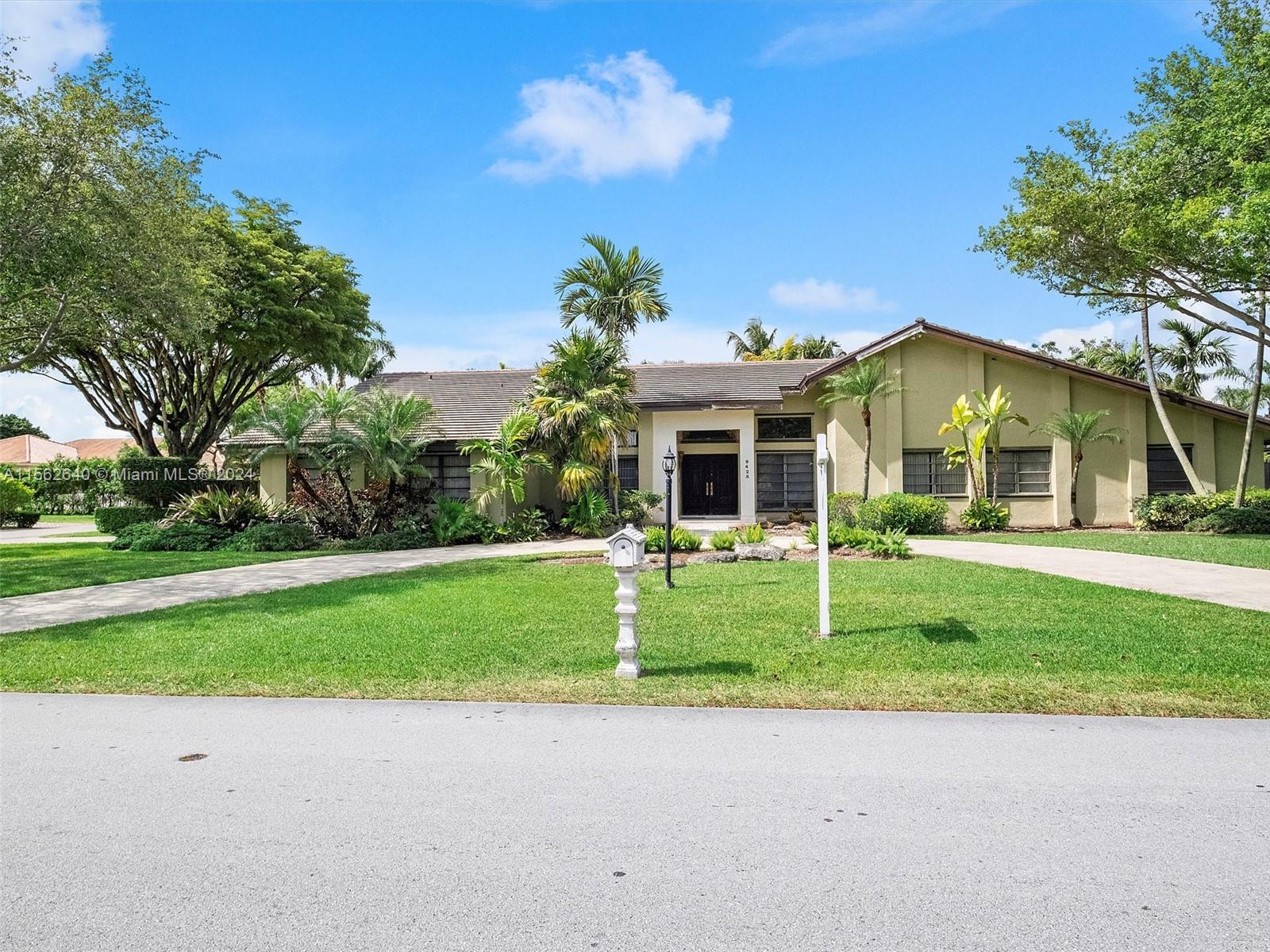 Undisclosed For Sale A11562640, FL