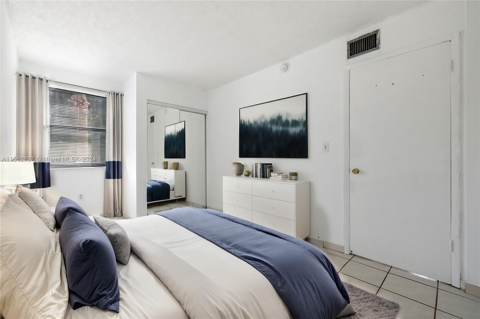 10050 NW 9th St Cir 203, Miami, Florida 33172, 3 Bedrooms Bedrooms, ,2 BathroomsBathrooms,Residentiallease,For Rent,10050 NW 9th St Cir 203,A11562837