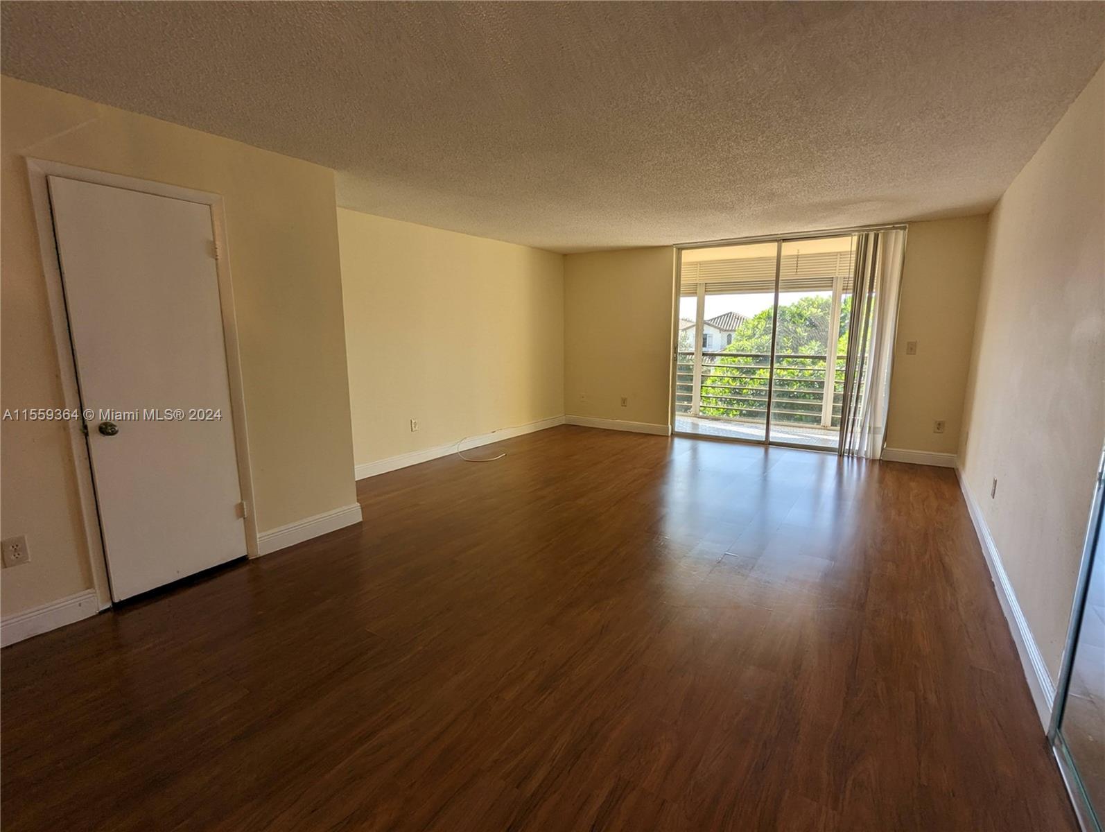 3490 Foxcroft Rd B310, Miramar, Florida 33025, 2 Bedrooms Bedrooms, ,2 BathroomsBathrooms,Residential,For Sale,3490 Foxcroft Rd B310,A11559364