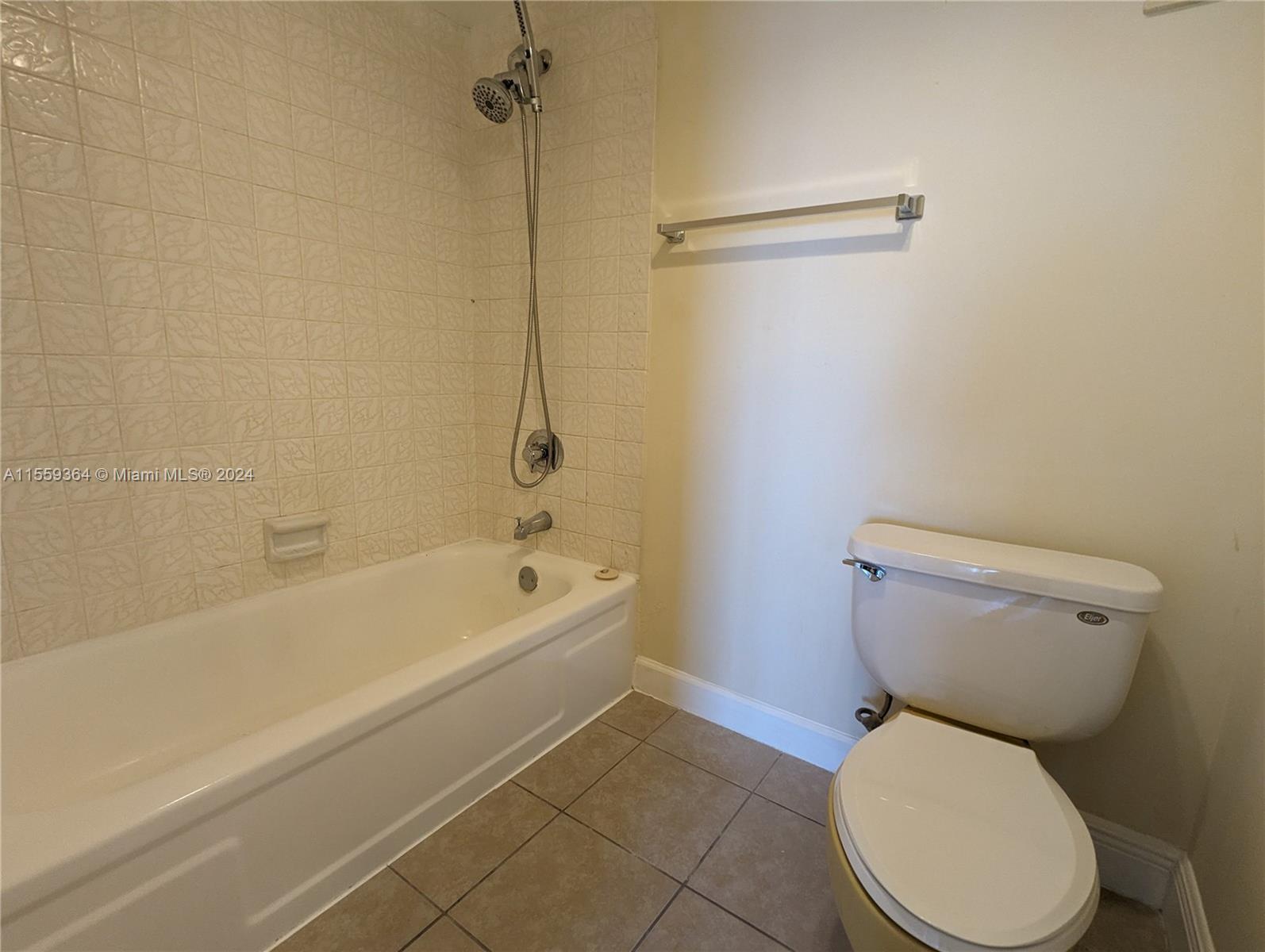3490 Foxcroft Rd B310, Miramar, Florida 33025, 2 Bedrooms Bedrooms, ,2 BathroomsBathrooms,Residential,For Sale,3490 Foxcroft Rd B310,A11559364