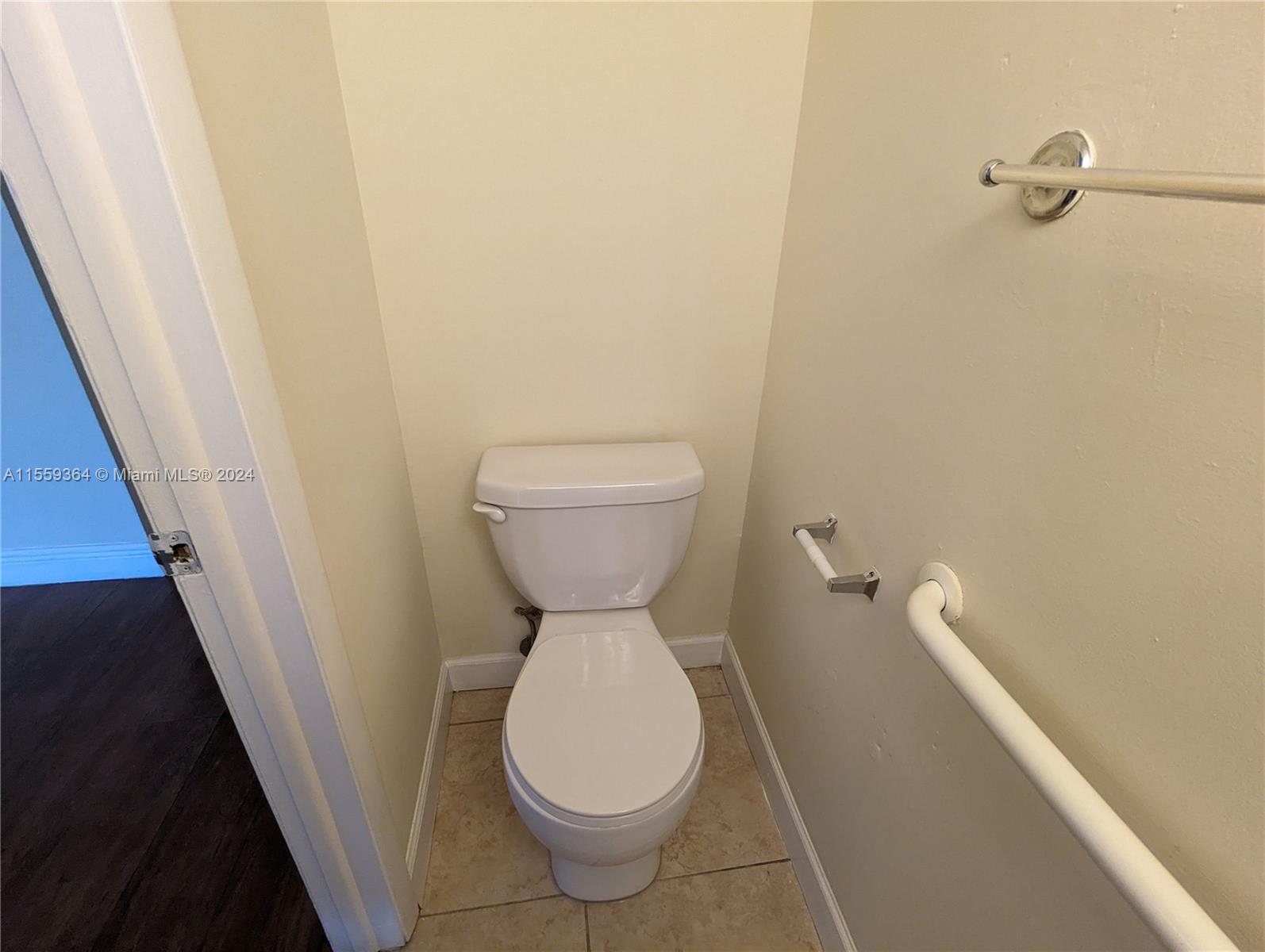 3490 Foxcroft Rd B310, Miramar, Florida 33025, 2 Bedrooms Bedrooms, ,2 BathroomsBathrooms,Residential,For Sale,3490 Foxcroft Rd B310,A11559364