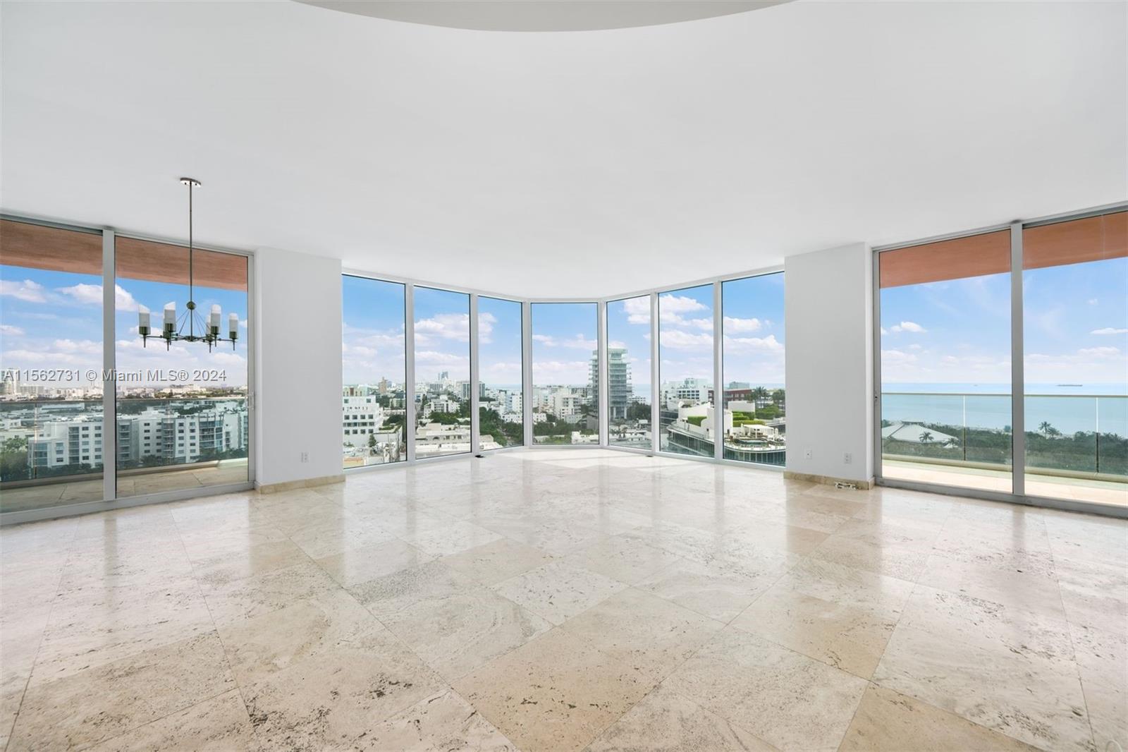300 S Pointe Dr 1405, Miami Beach, Florida 33139, 3 Bedrooms Bedrooms, ,2 BathroomsBathrooms,Residentiallease,For Rent,300 S Pointe Dr 1405,A11562731