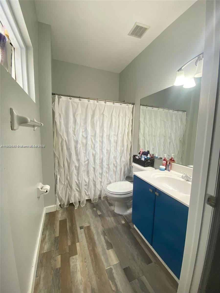 6922 NW 179th St 106-5, Hialeah, Florida 33015, 3 Bedrooms Bedrooms, ,2 BathroomsBathrooms,Residentiallease,For Rent,6922 NW 179th St 106-5,A11562842