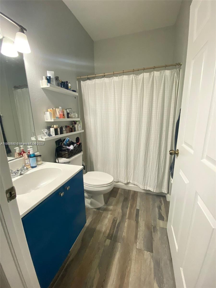 6922 NW 179th St 106-5, Hialeah, Florida 33015, 3 Bedrooms Bedrooms, ,2 BathroomsBathrooms,Residentiallease,For Rent,6922 NW 179th St 106-5,A11562842