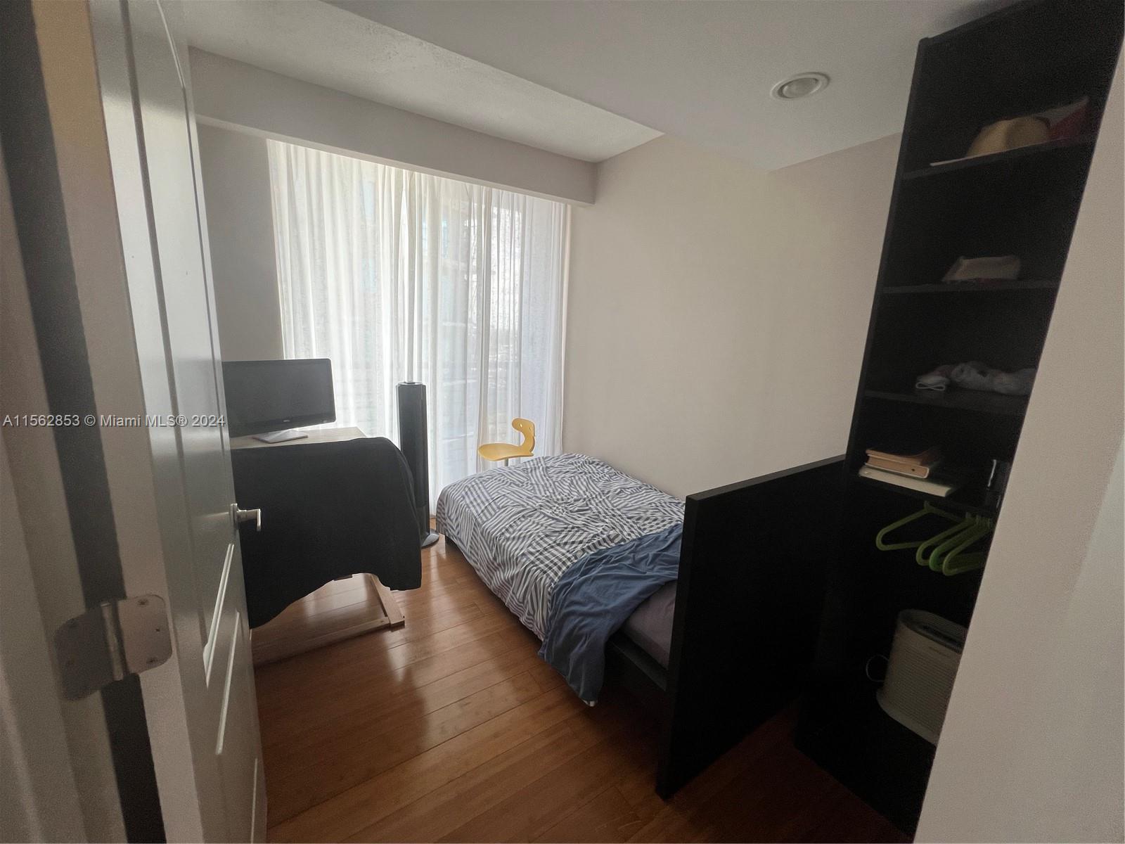 1720 Harrison St 14D, Hollywood, Florida 33020, 1 Bedroom Bedrooms, ,1 BathroomBathrooms,Residentiallease,For Rent,1720 Harrison St 14D,A11562853