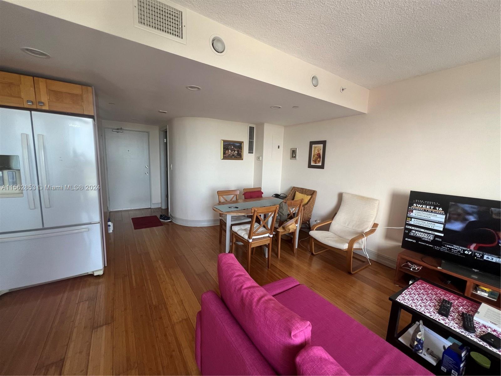 1720 Harrison St 14D, Hollywood, Florida 33020, 1 Bedroom Bedrooms, ,1 BathroomBathrooms,Residentiallease,For Rent,1720 Harrison St 14D,A11562853