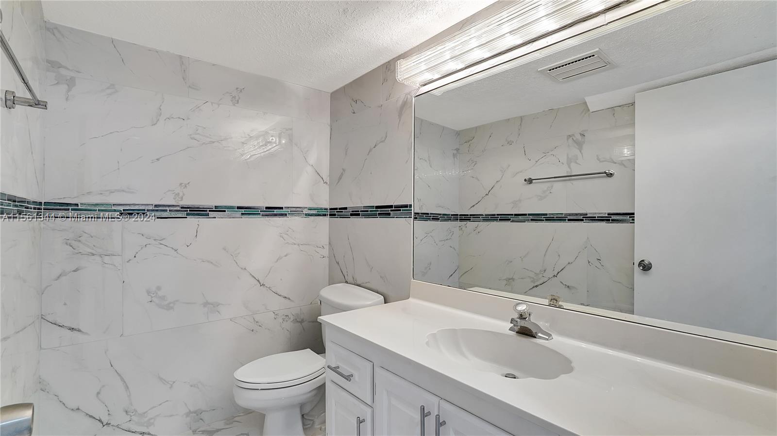 205 Dunwoody Ln 17-85, Hollywood, Florida 33021, 3 Bedrooms Bedrooms, ,2 BathroomsBathrooms,Residentiallease,For Rent,205 Dunwoody Ln 17-85,A11561344