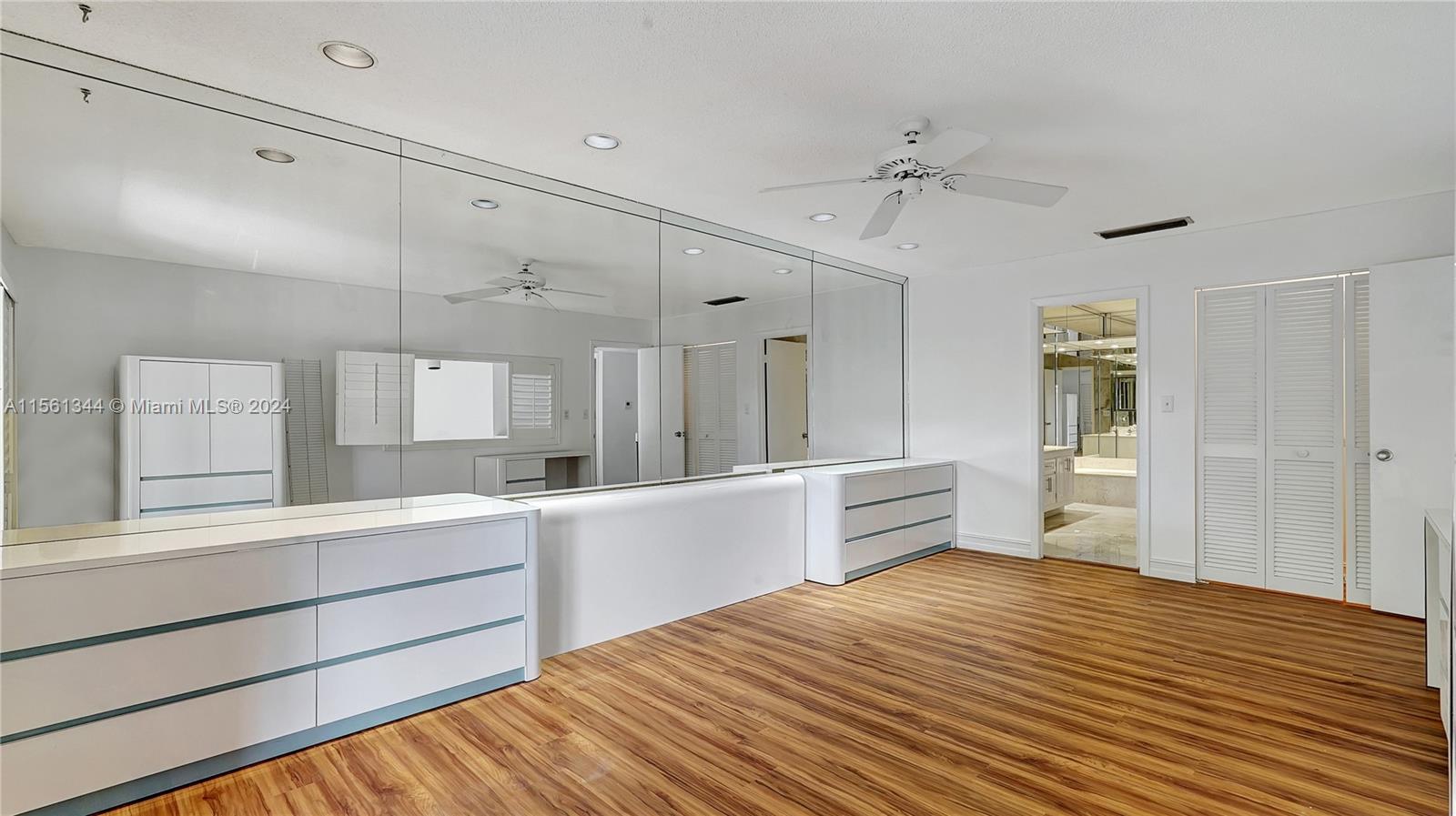 205 Dunwoody Ln 17-85, Hollywood, Florida 33021, 3 Bedrooms Bedrooms, ,2 BathroomsBathrooms,Residentiallease,For Rent,205 Dunwoody Ln 17-85,A11561344