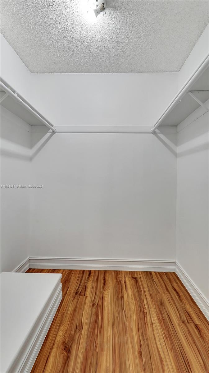 205 Dunwoody Ln 17-85, Hollywood, Florida 33021, 3 Bedrooms Bedrooms, ,2 BathroomsBathrooms,Residentiallease,For Rent,205 Dunwoody Ln 17-85,A11561344