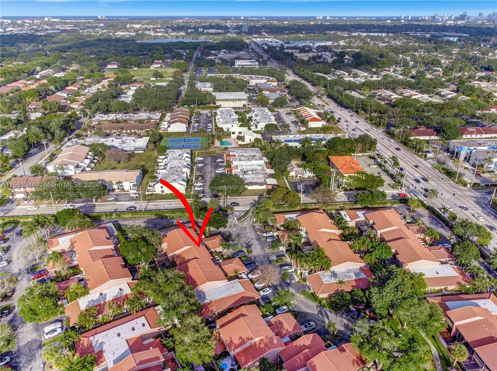 205 Dunwoody Ln 17-85, Hollywood, Florida 33021, 3 Bedrooms Bedrooms, ,2 BathroomsBathrooms,Residentiallease,For Rent,205 Dunwoody Ln 17-85,A11561344