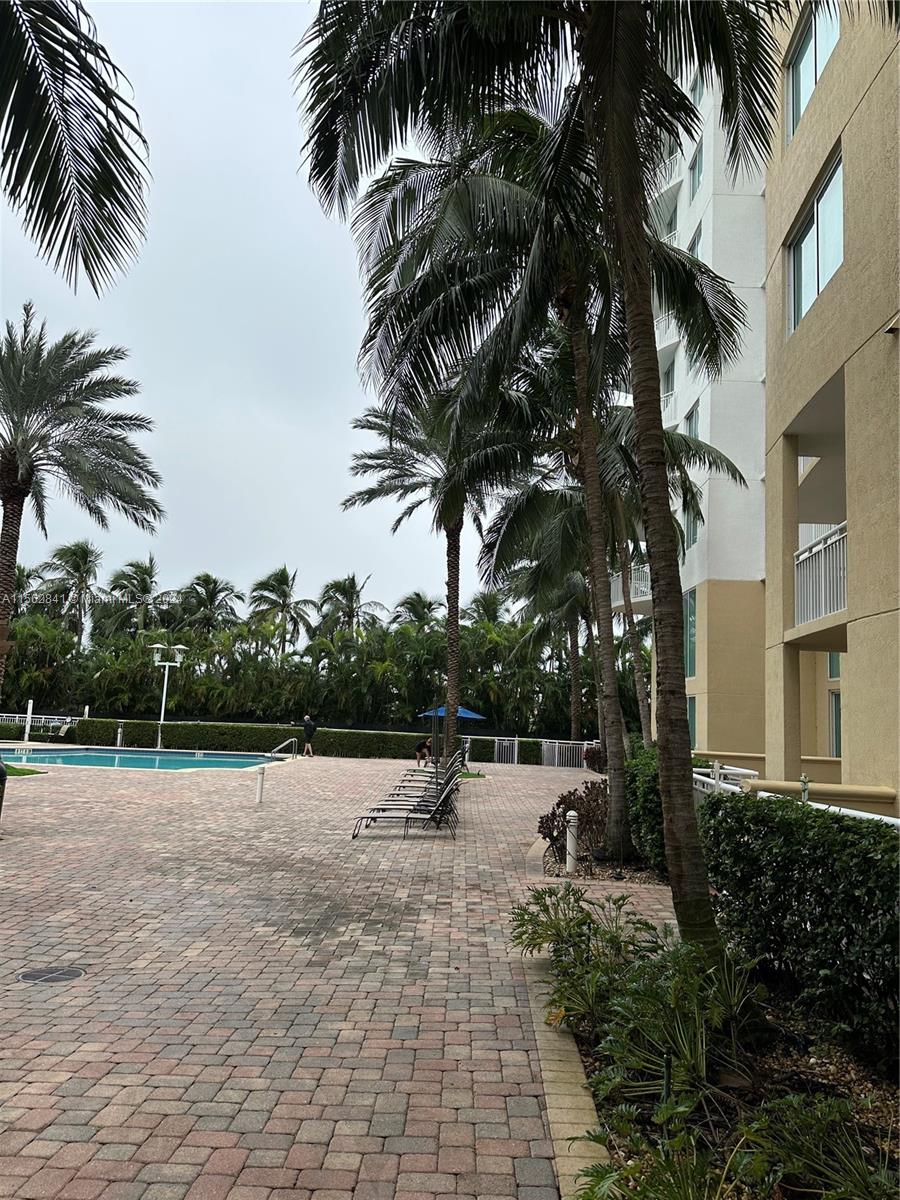 1755 E Hallandale Beach Blvd MEZ7E, Hallandale Beach, Florida 33009, 2 Bedrooms Bedrooms, ,2 BathroomsBathrooms,Residentiallease,For Rent,1755 E Hallandale Beach Blvd MEZ7E,A11562841