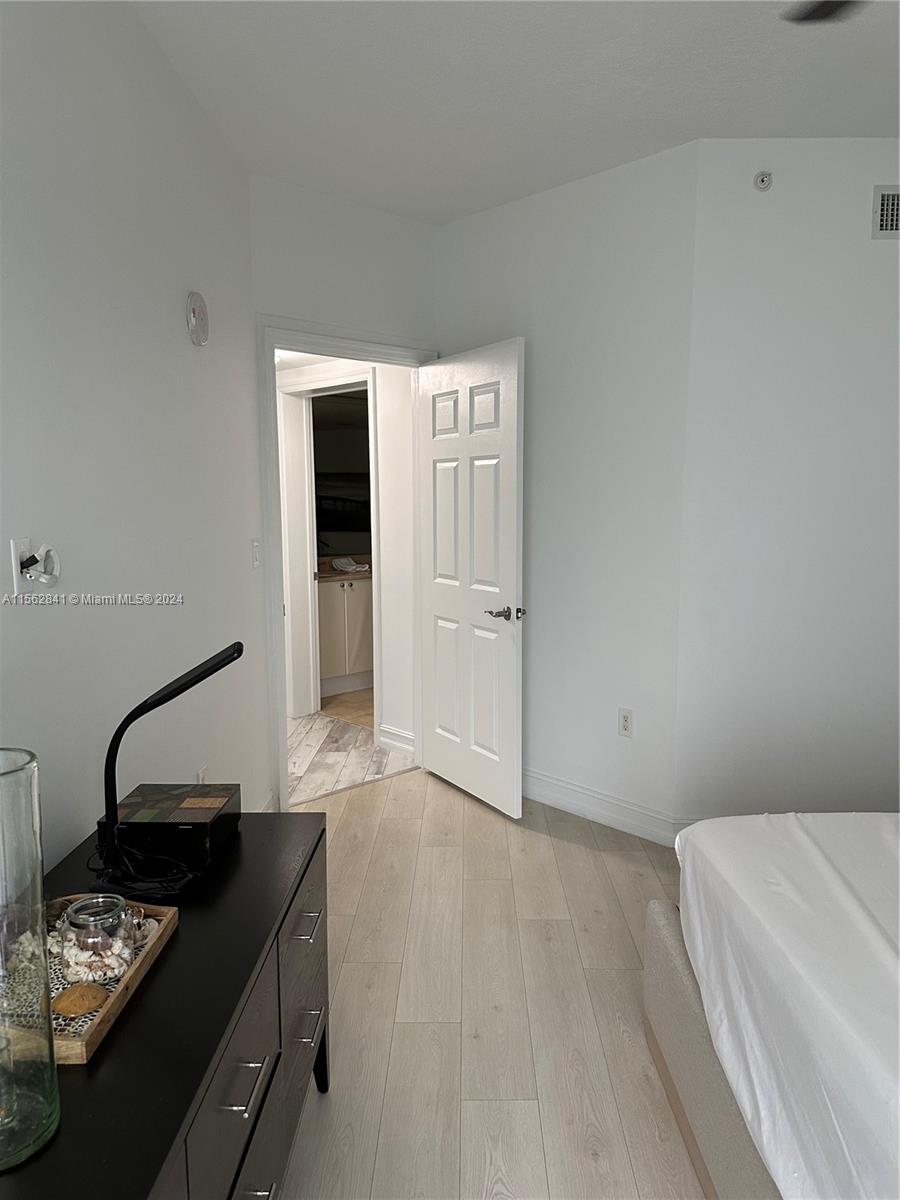 1755 E Hallandale Beach Blvd MEZ7E, Hallandale Beach, Florida 33009, 2 Bedrooms Bedrooms, ,2 BathroomsBathrooms,Residentiallease,For Rent,1755 E Hallandale Beach Blvd MEZ7E,A11562841