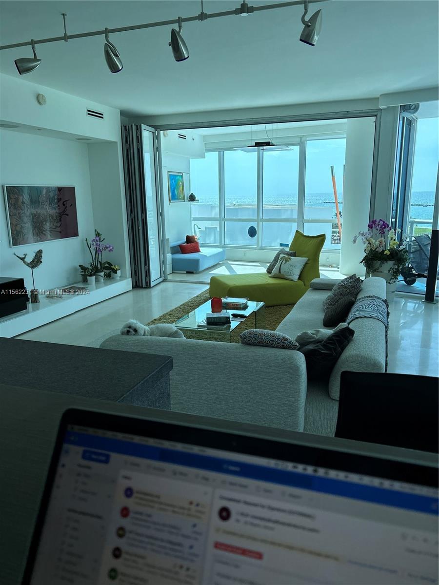 100 S Pointe Dr 604, Miami Beach, Florida 33139, 3 Bedrooms Bedrooms, ,3 BathroomsBathrooms,Residentiallease,For Rent,100 S Pointe Dr 604,A11562231