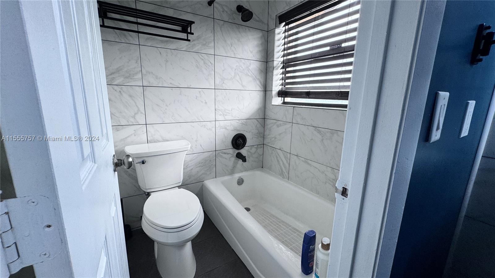 2283 SW 80th Ter 2283, Miramar, Florida 33025, 2 Bedrooms Bedrooms, ,2 BathroomsBathrooms,Residentiallease,For Rent,2283 SW 80th Ter 2283,A11555757