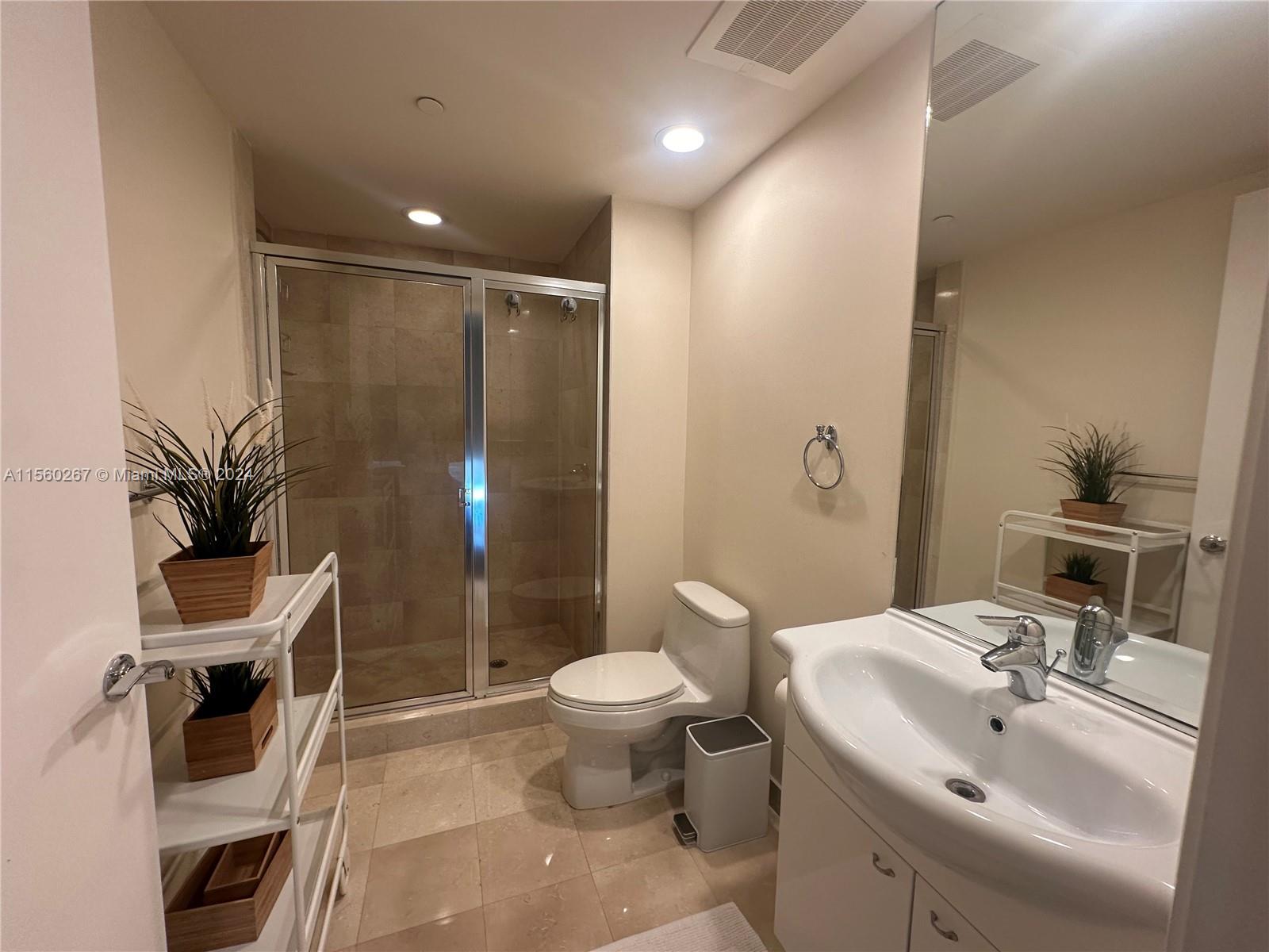 1800 S OCEAN DR 2707, Hallandale Beach, Florida 33009, 3 Bedrooms Bedrooms, ,3 BathroomsBathrooms,Residentiallease,For Rent,1800 S OCEAN DR 2707,A11560267