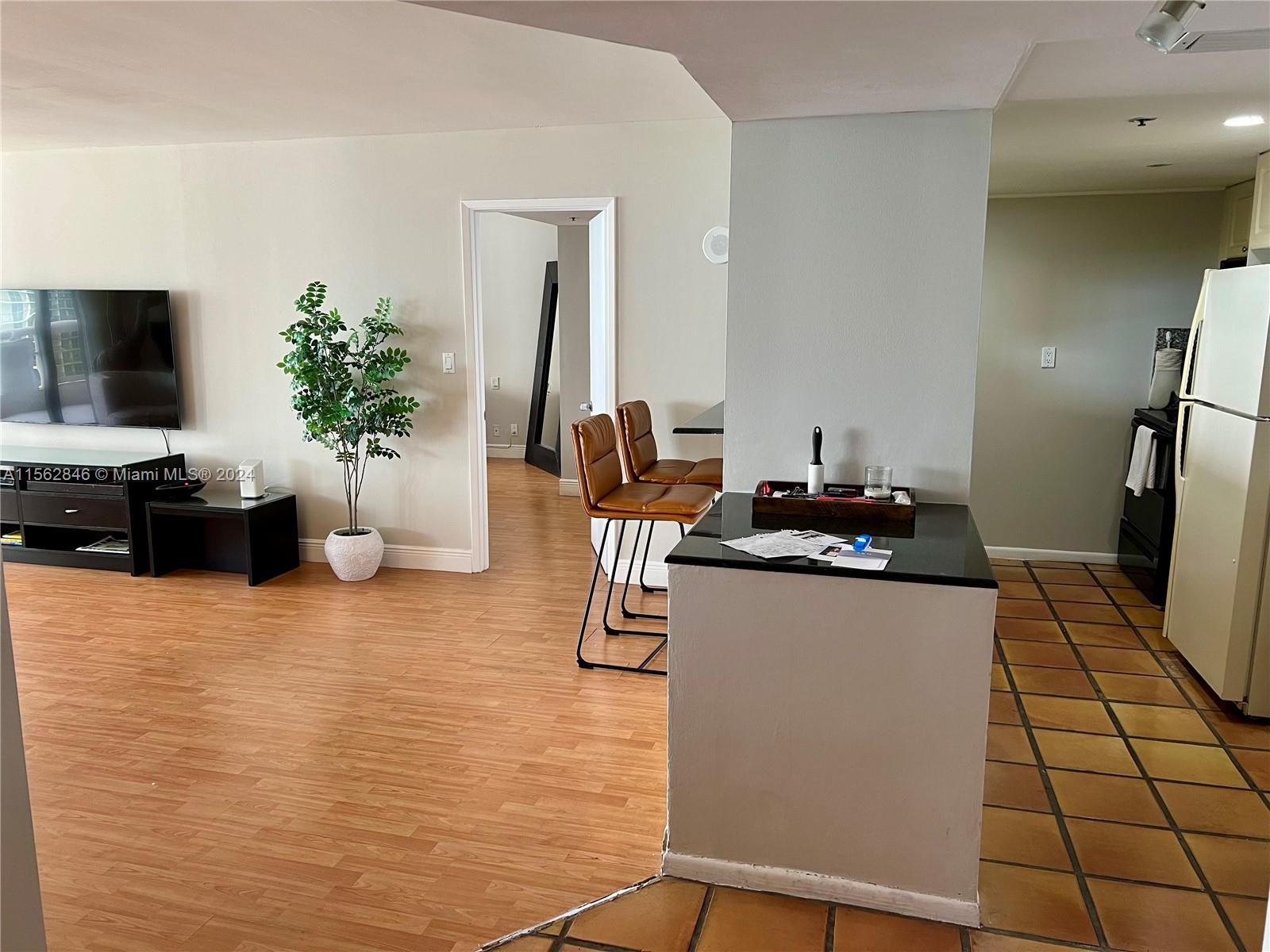 1717 N Bayshore Dr A-2335, Miami, Florida 33132, 2 Bedrooms Bedrooms, ,2 BathroomsBathrooms,Residential,For Sale,1717 N Bayshore Dr A-2335,A11562846