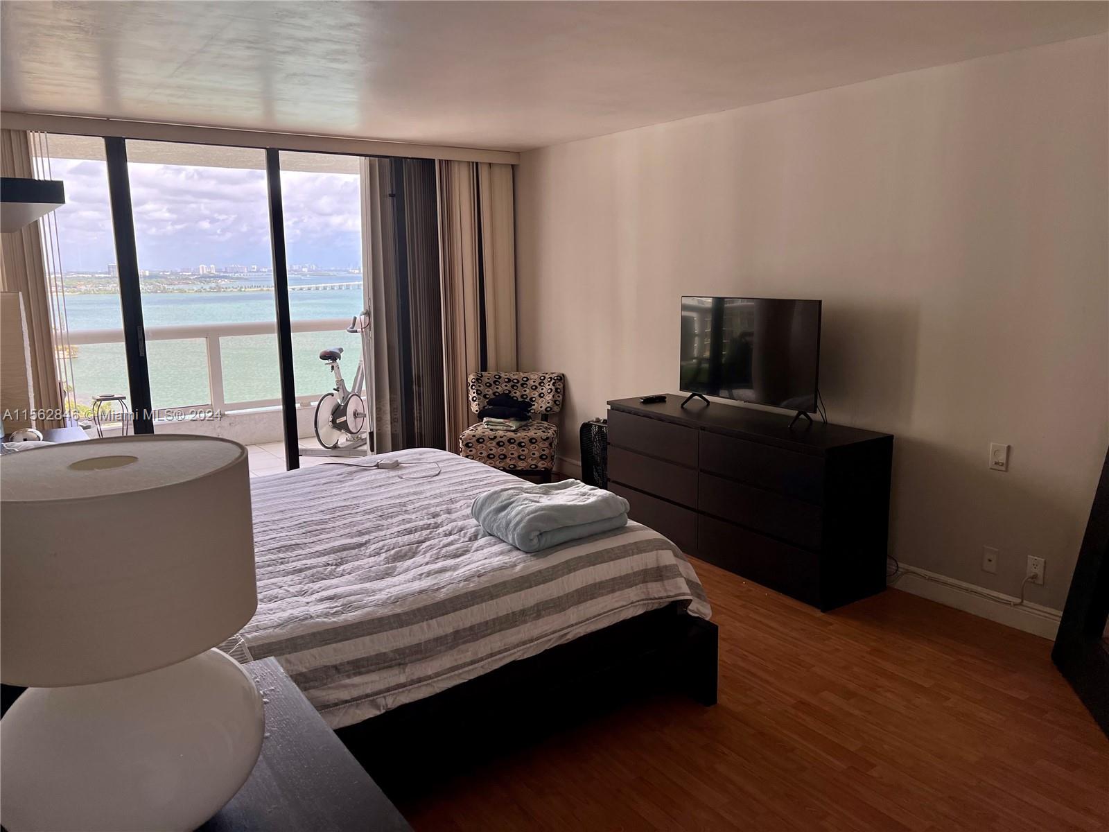 1717 N Bayshore Dr A-2335, Miami, Florida 33132, 2 Bedrooms Bedrooms, ,2 BathroomsBathrooms,Residential,For Sale,1717 N Bayshore Dr A-2335,A11562846