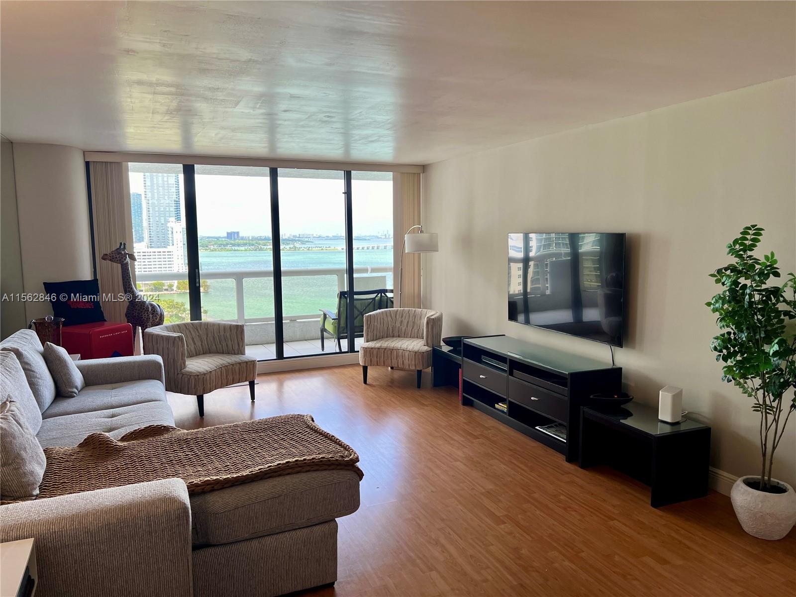 1717 N Bayshore Dr A-2335, Miami, Florida 33132, 2 Bedrooms Bedrooms, ,2 BathroomsBathrooms,Residential,For Sale,1717 N Bayshore Dr A-2335,A11562846