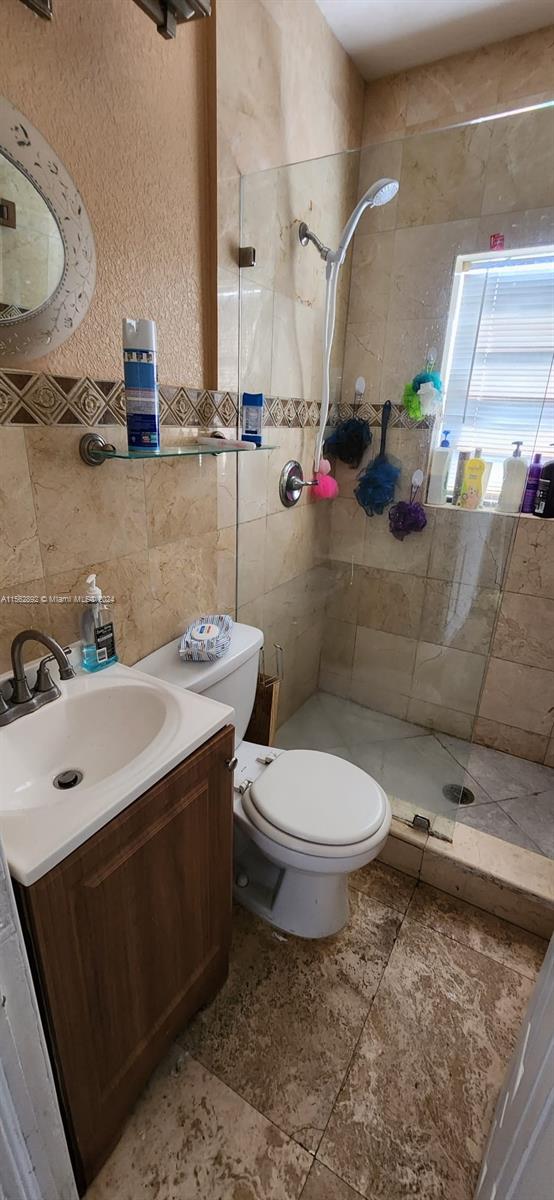27 SW 55 Ave Rd, Miami, Florida 33134, 5 Bedrooms Bedrooms, ,3 BathroomsBathrooms,Residential,For Sale,27 SW 55 Ave Rd,A11562892