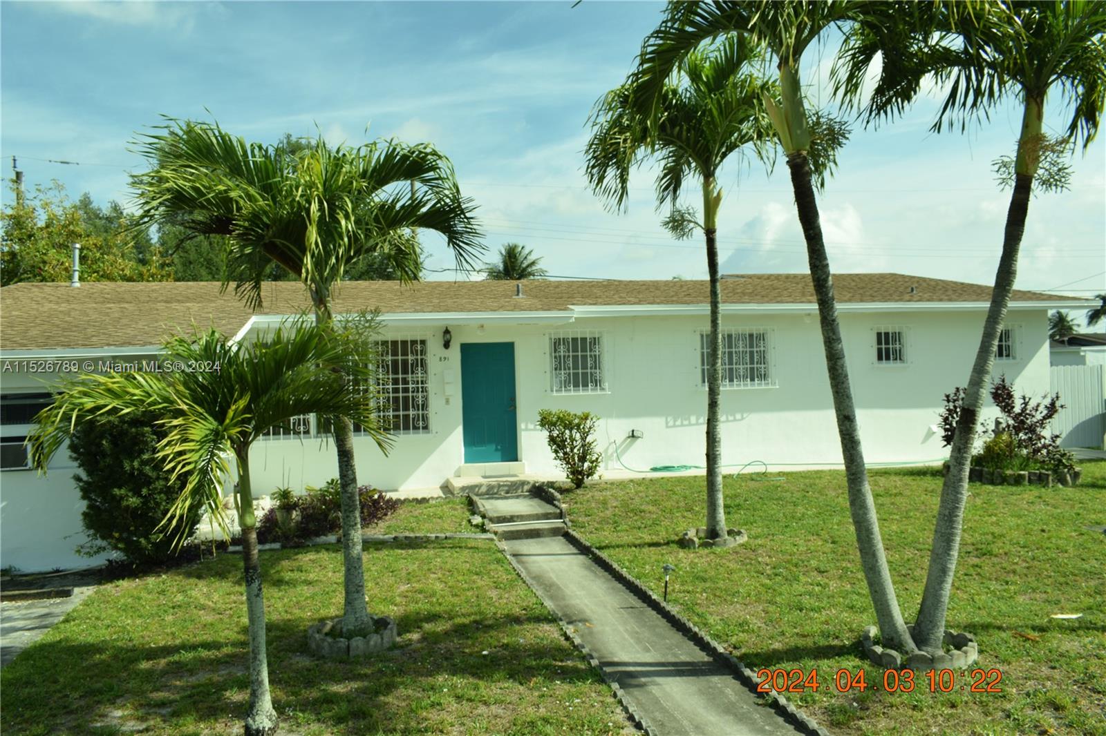 891 W 53rd St  For Sale A11526789, FL