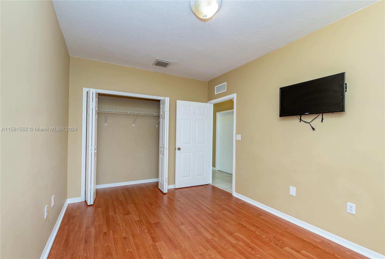 1207 NE 32nd Ter 1207, Homestead, Florida 33033, 2 Bedrooms Bedrooms, ,2 BathroomsBathrooms,Residential,For Sale,1207 NE 32nd Ter 1207,A11561552